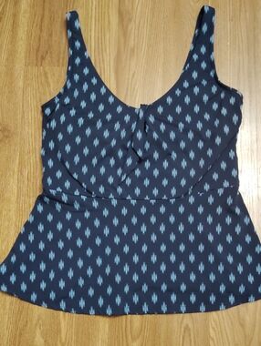 Lands end flutter scoop neck tankini top comfort Size 12